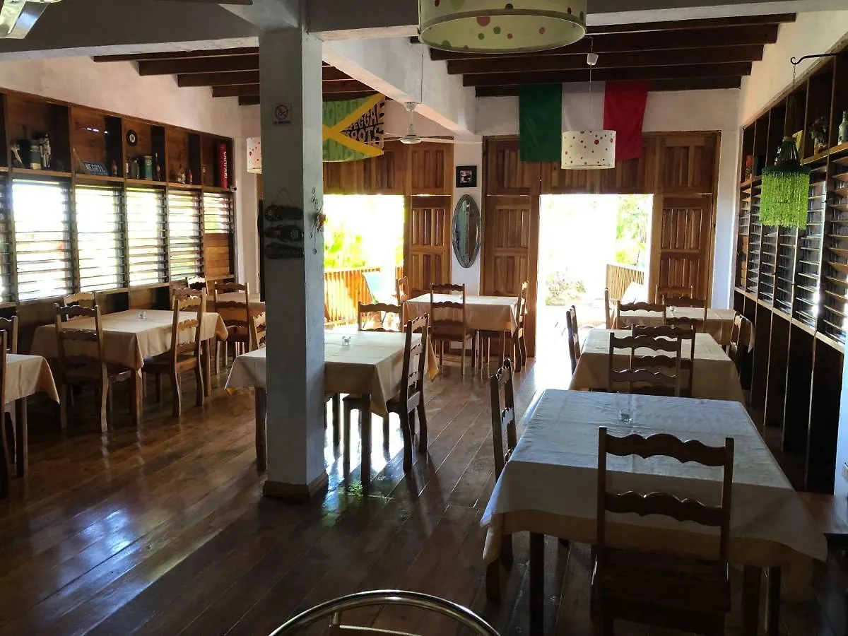 Da Fabio Hotel Negril 3*,  Jamaica